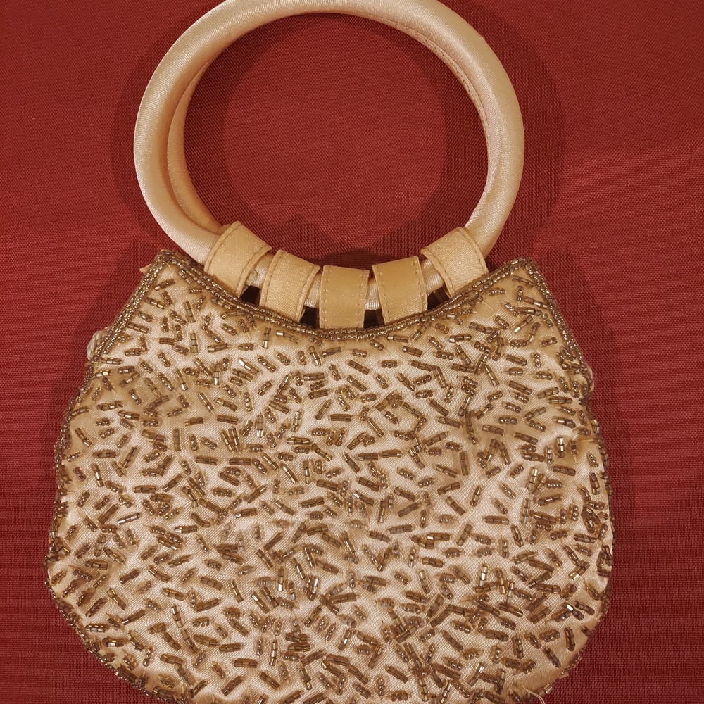 Elegant Beaded Evening Clutch